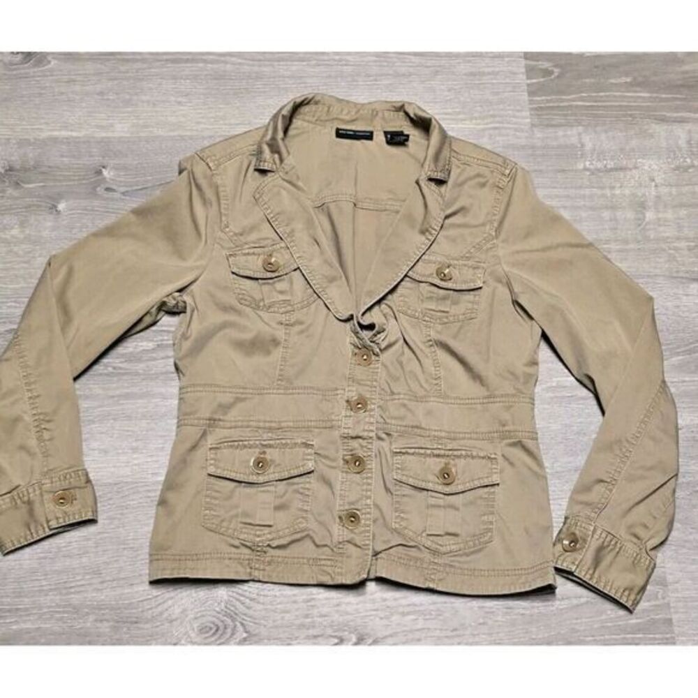 Woman's New York & Company Khaki Brown Cargo Jacket Size 10 Big Buttons Pockets